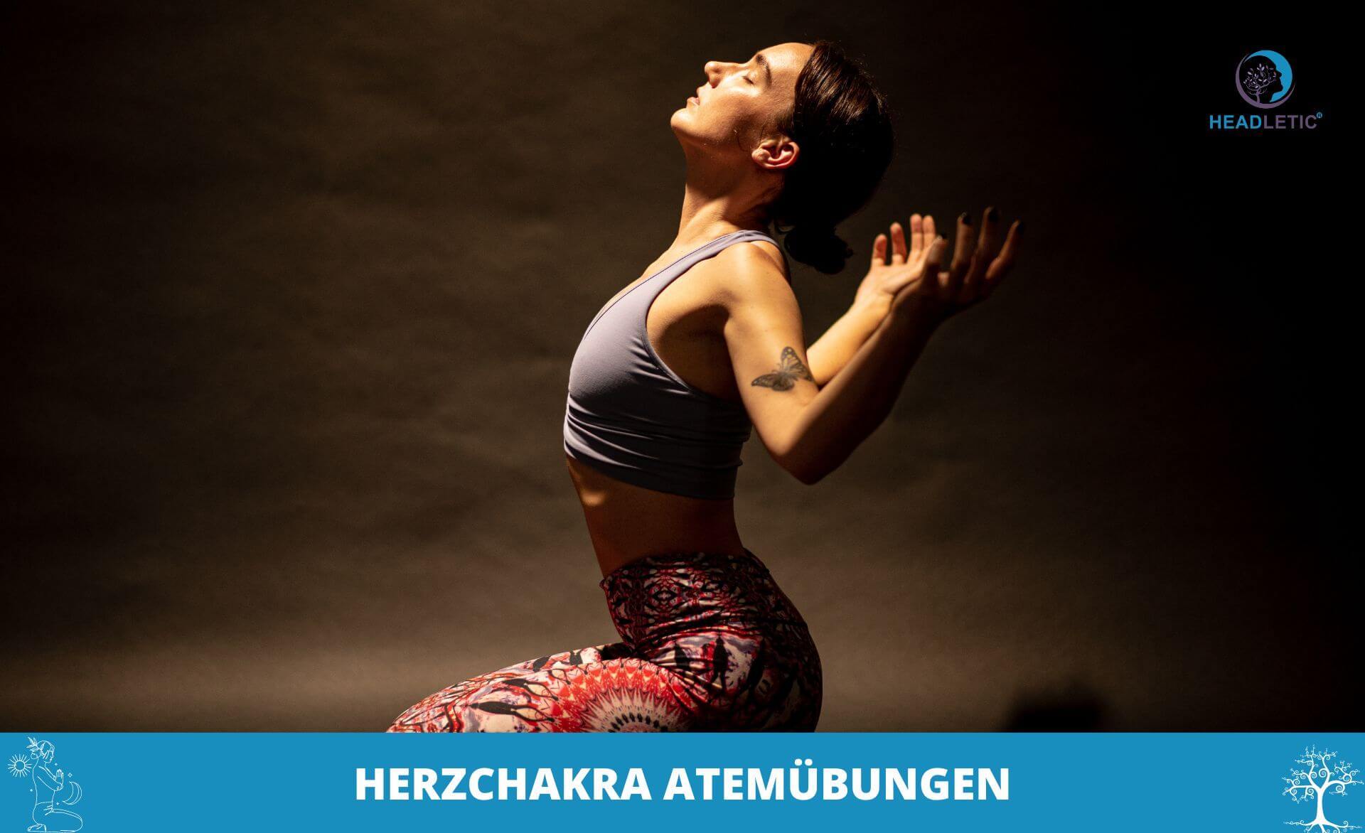 Eine Frau in einer Yoga-Pose mit den Worten Herzchakra abendbungen, Herzchakra Meditation.